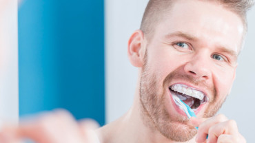 brushing teeth with glycerin free toothpaste
